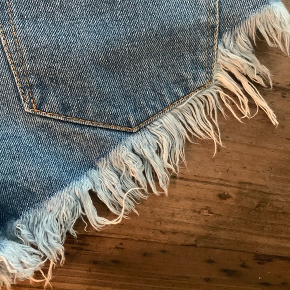 By The Way Denim shorts sz 27 *revolve* - Picture 11 of 11